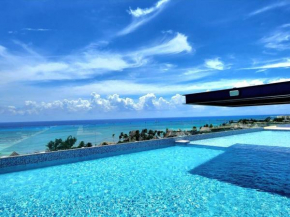 Casa Camaleón Luxury Condominium. Sea Views. Pools